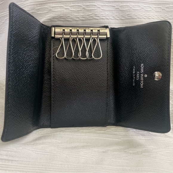 Authentic Louis Vuitton Gray Ebene Leather Key
Holder Wallet - Picture 3 of 8